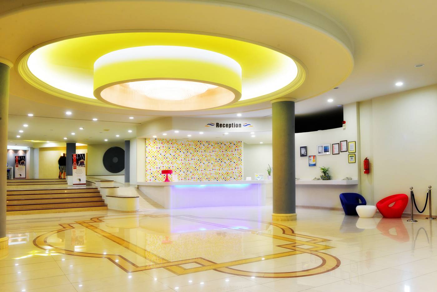 Sol-Cosmopolitan-Rhodes-Lobby-60