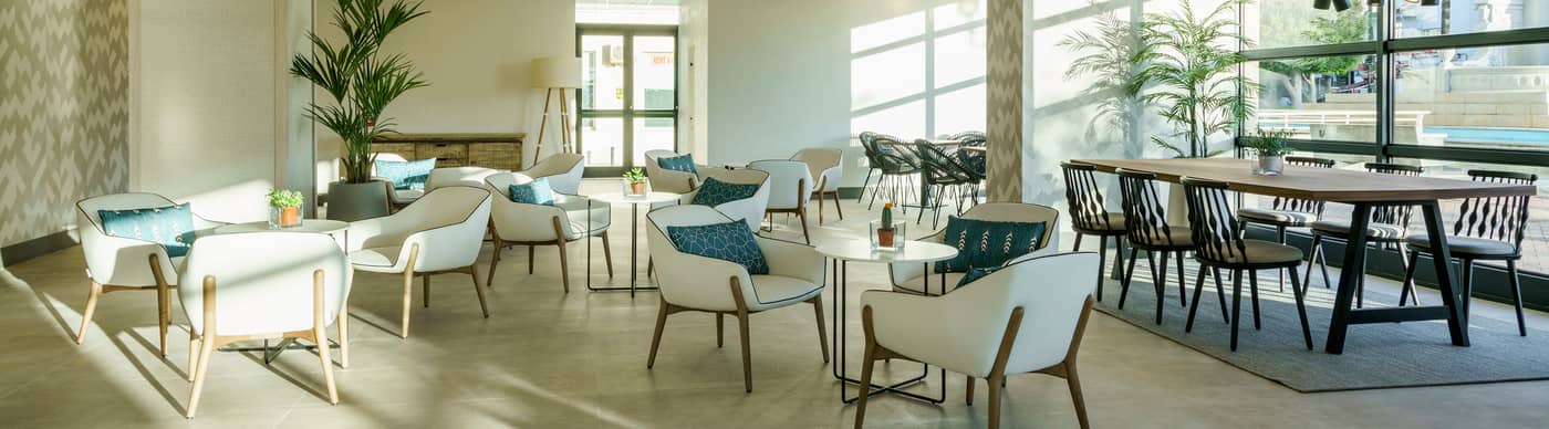 Ilunion-Fuengirola-Lobby-40