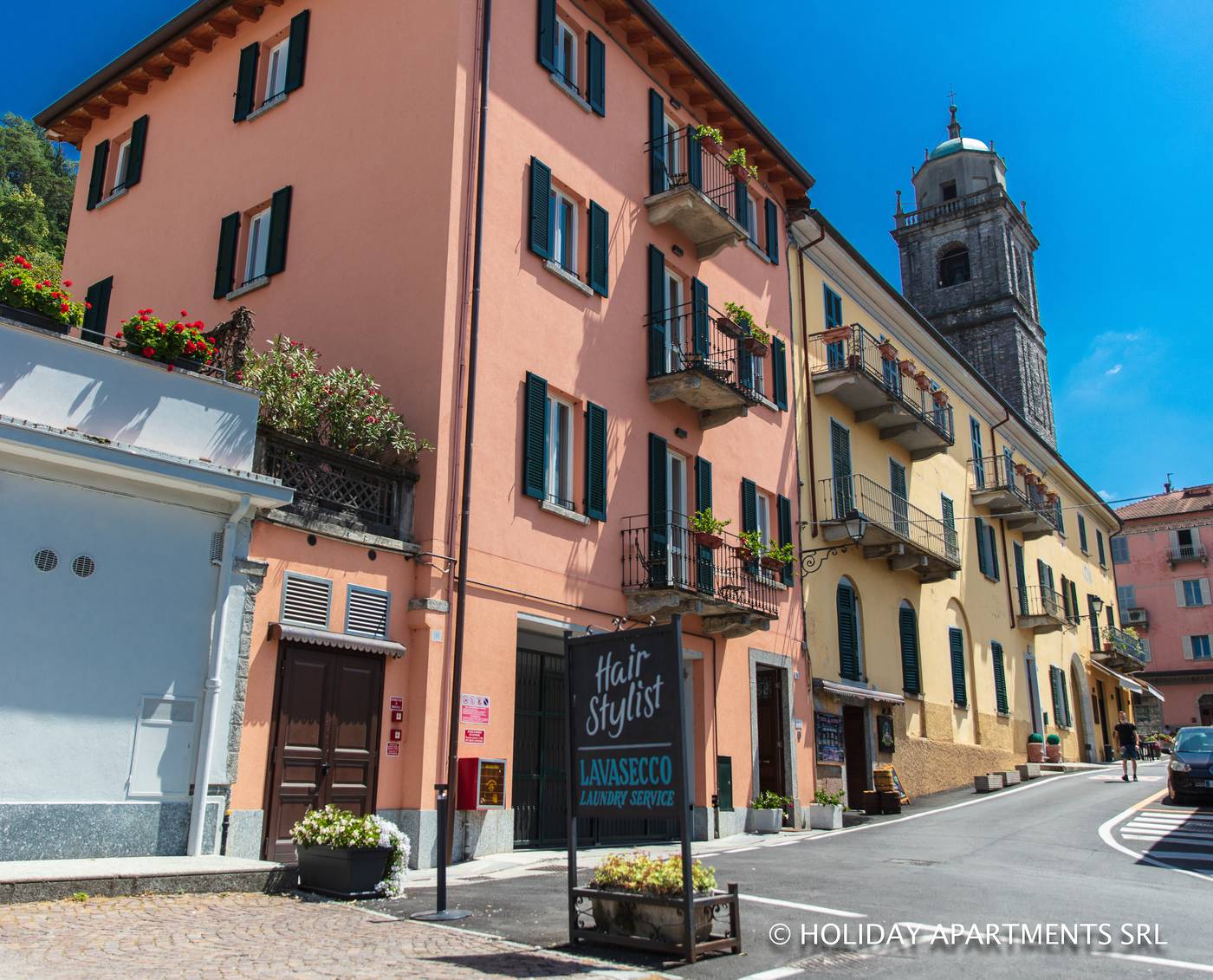 Diamond Apartments-Italy-Bellagio-Lobby-4