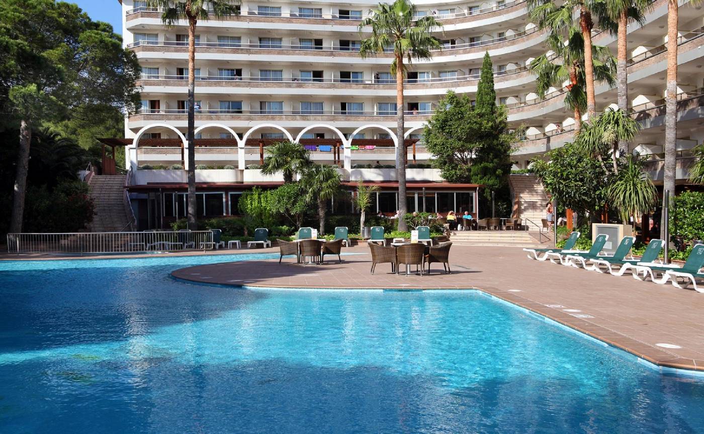 Golden-Port-Salou-and-Spa-Pool-9