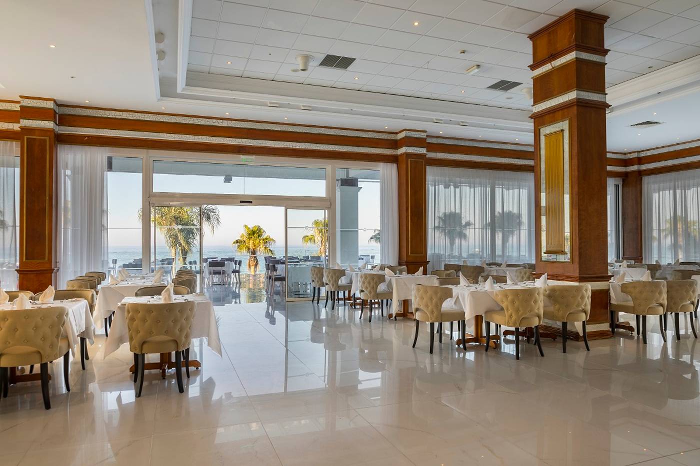 Tsokkos-Constantinos-The-Great-Beach-Hotel-Restaurant-13