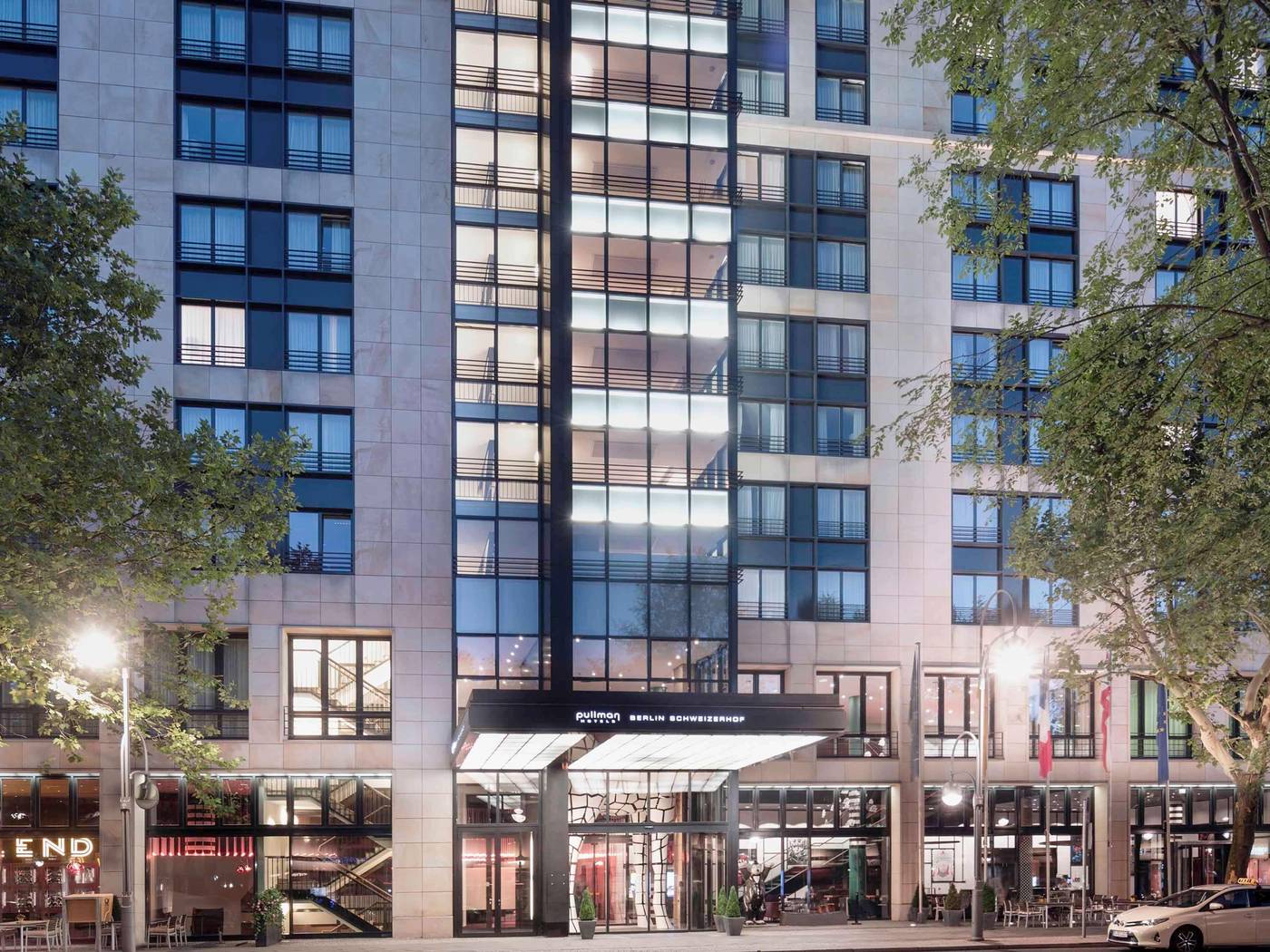 Pullman-Berlin-Schweizerhof-General-view-1