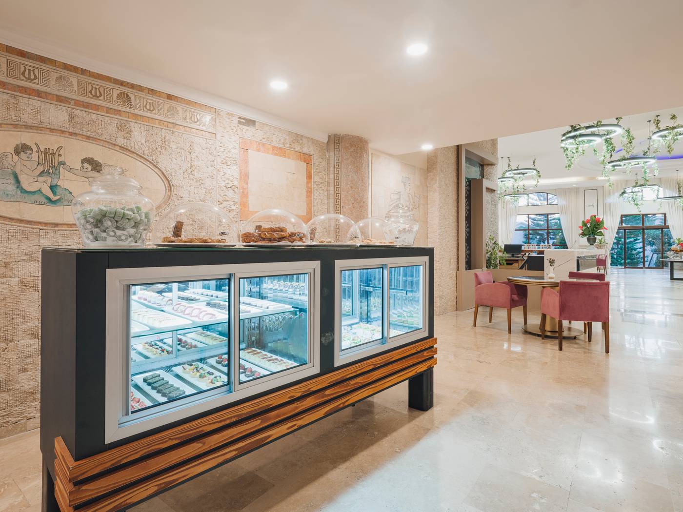 Selectum-Family-Comfort-Side-Lobby-51