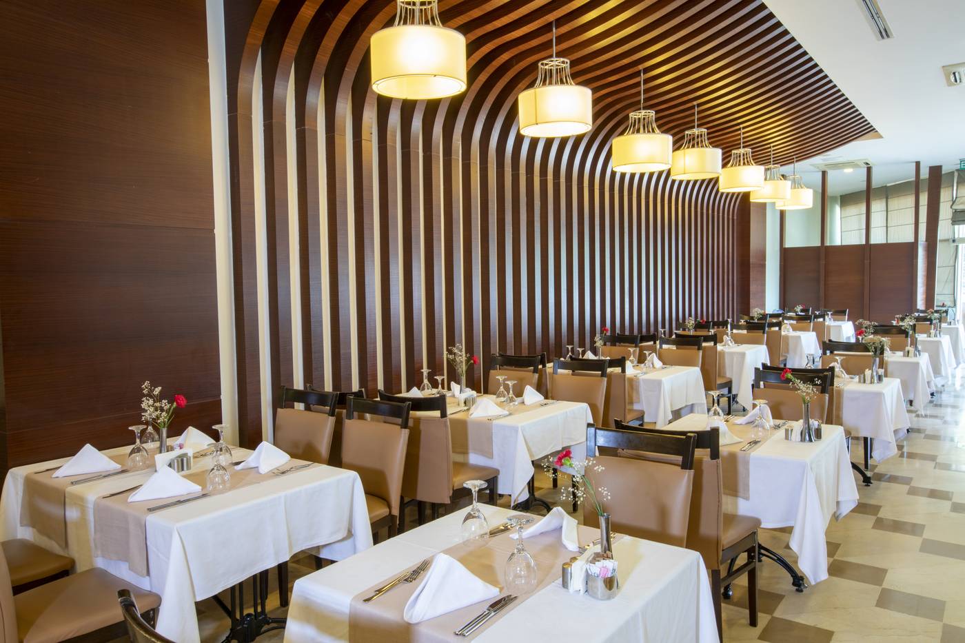 Sherwood-Exclusive-Lara-Restaurant-47