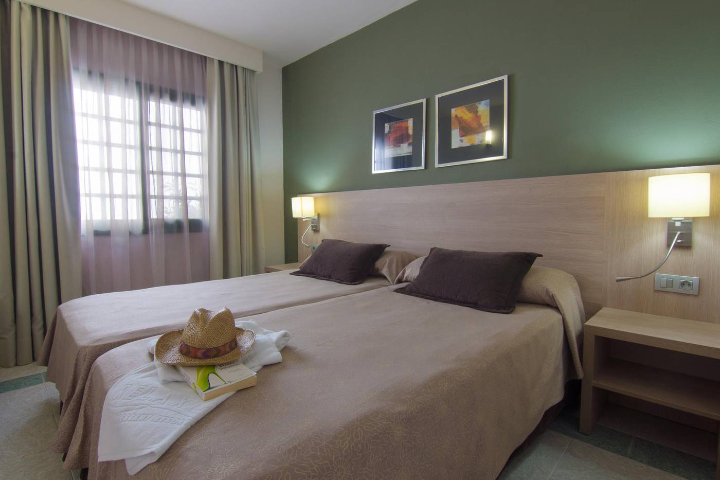 Relaxia-Lanzasur-Club-Room-30