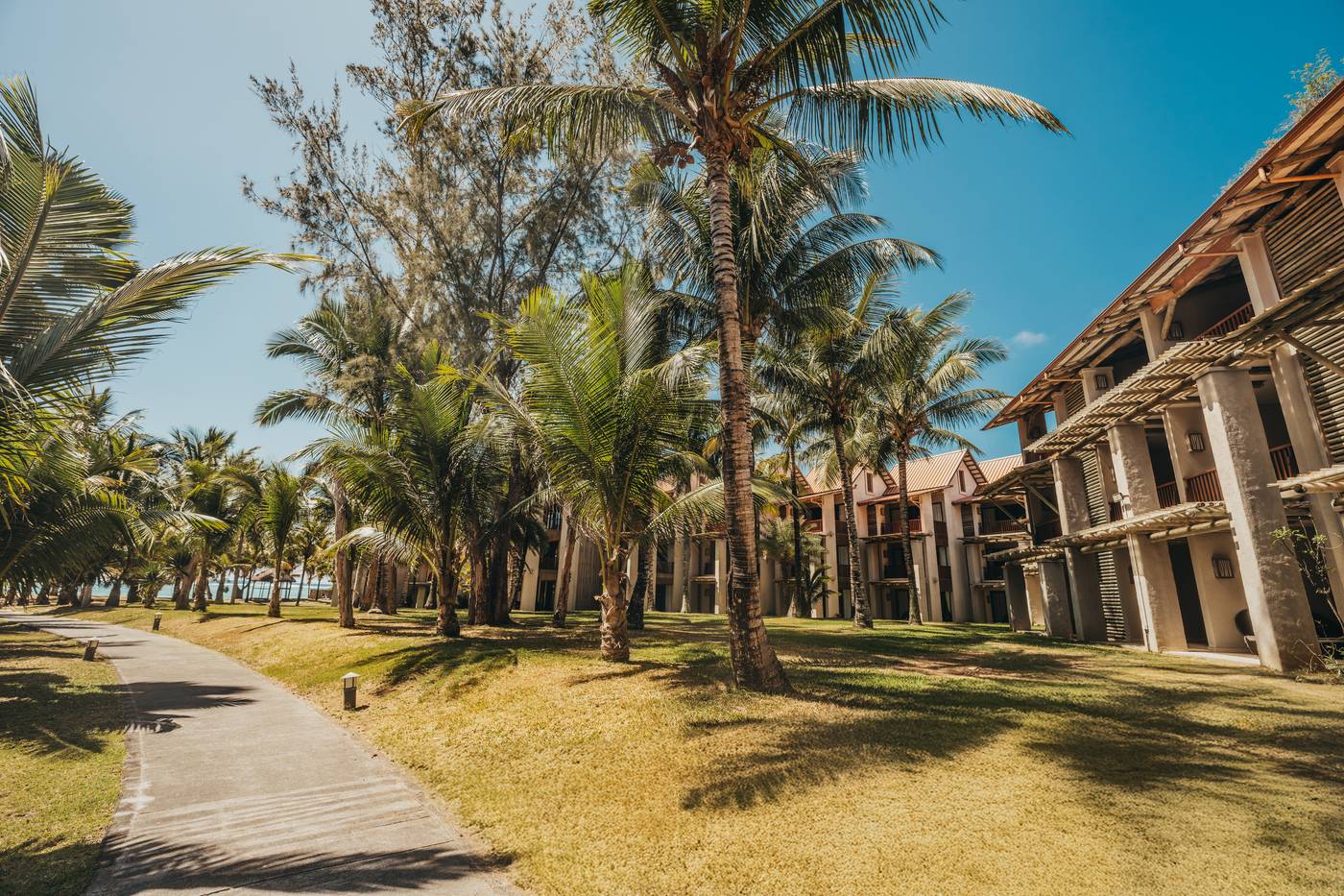 Crystals Beach Resort Belle Mare 19.11