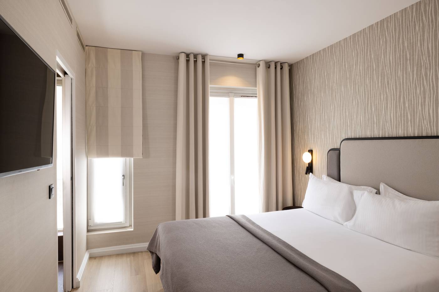 Hotel-Le-46-Room-33