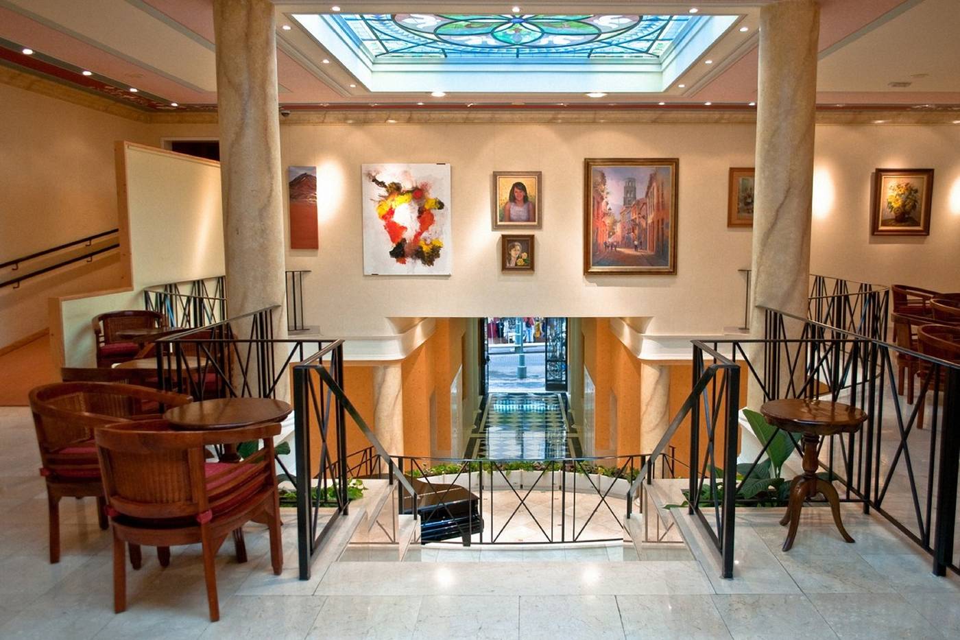 Hotel-RF-Astoria---Adults-Only-Lobby-28