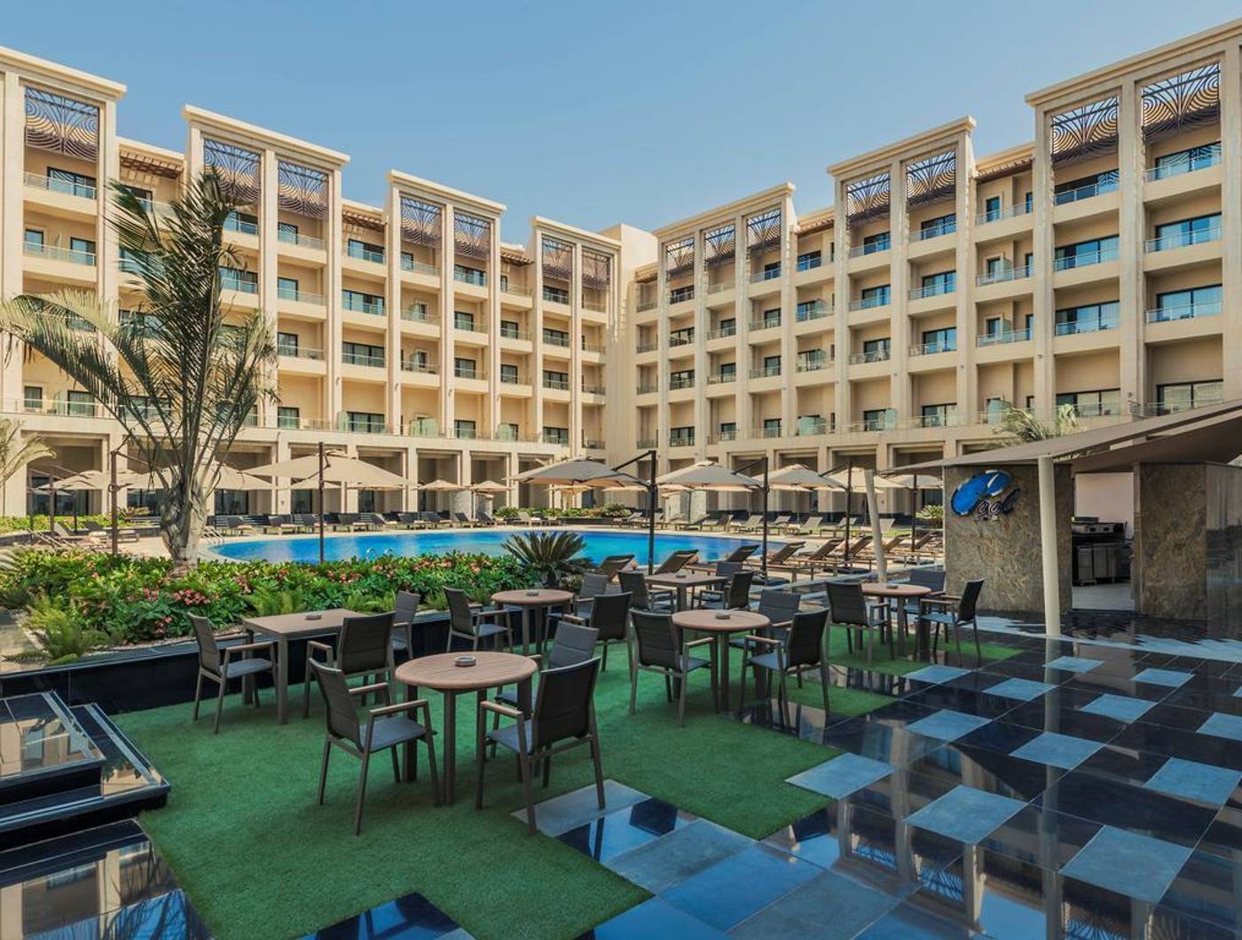Triumph Luxury Hotel-Egypt-Cairo-General view-2