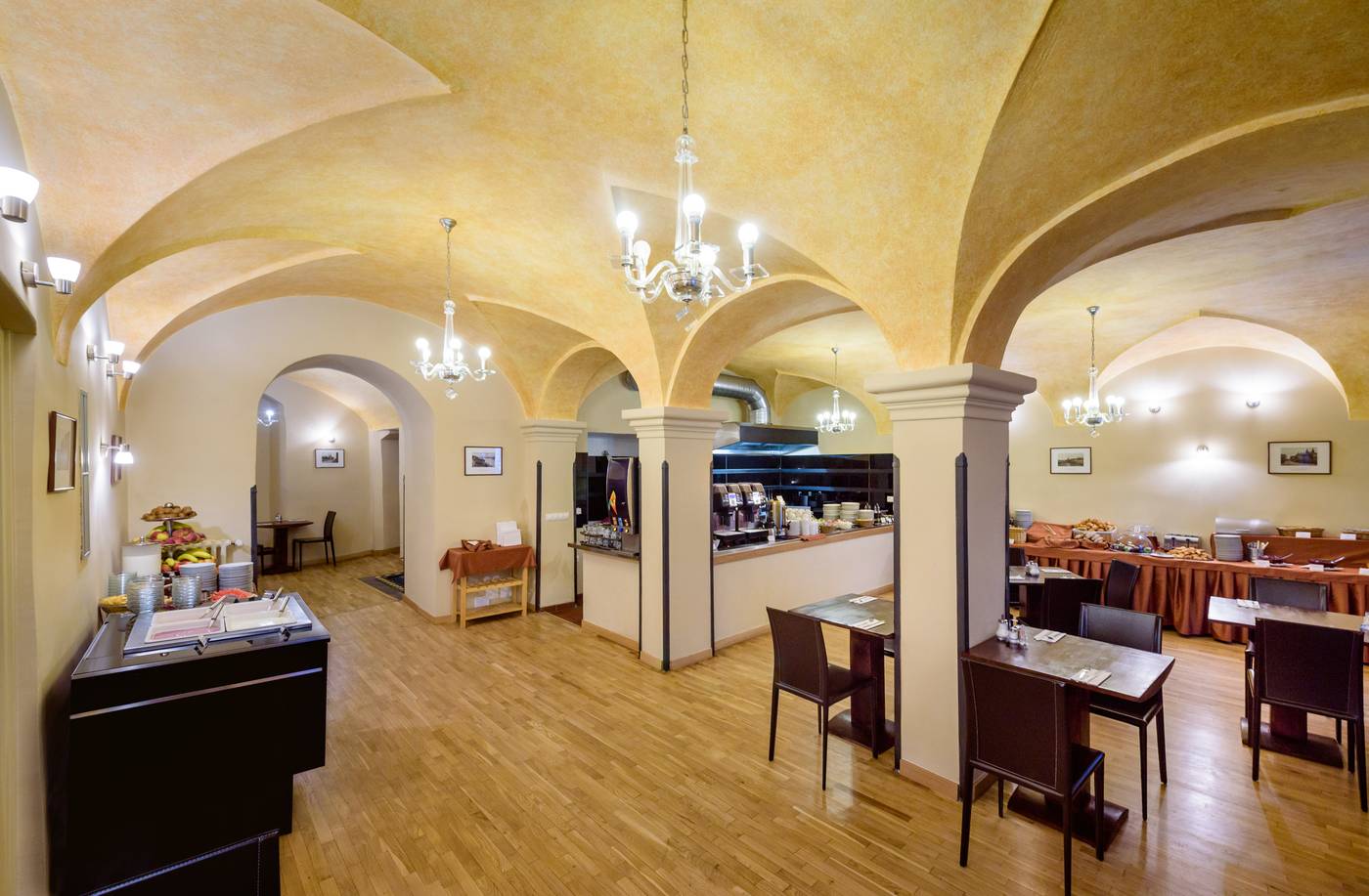 Hotel-Elite-Prague-Restaurant-17