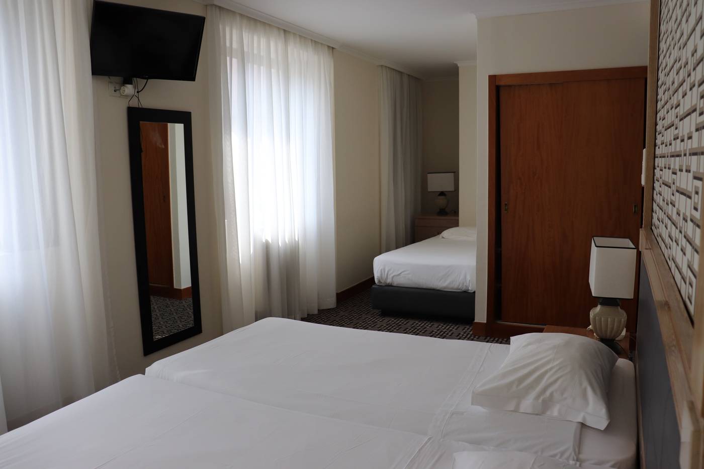 Hotel-Mundial-Room-43