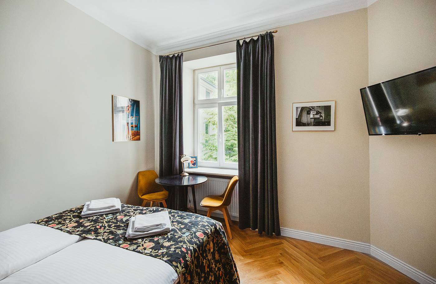 Antique-Apartments-Old-Town-Room-39