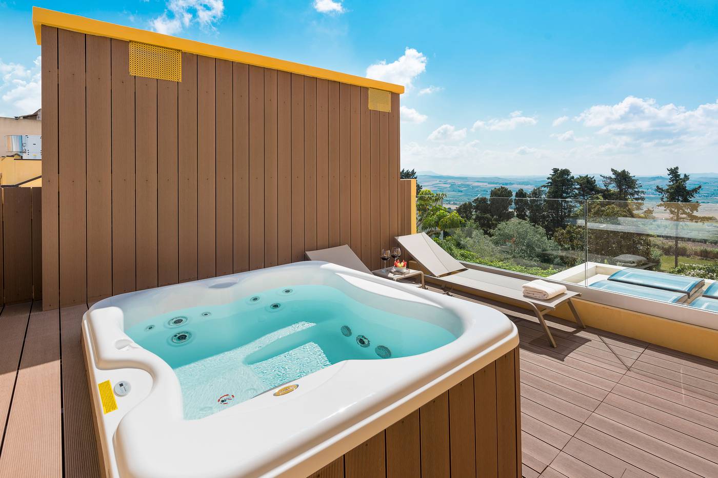 Luna-del-Raccolto--Green-Country-Hotel-Room-5