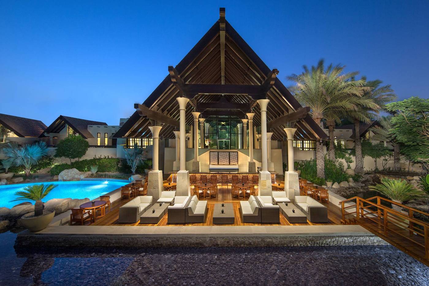 Jumeirah-Beach-Hotel-Restaurant-3