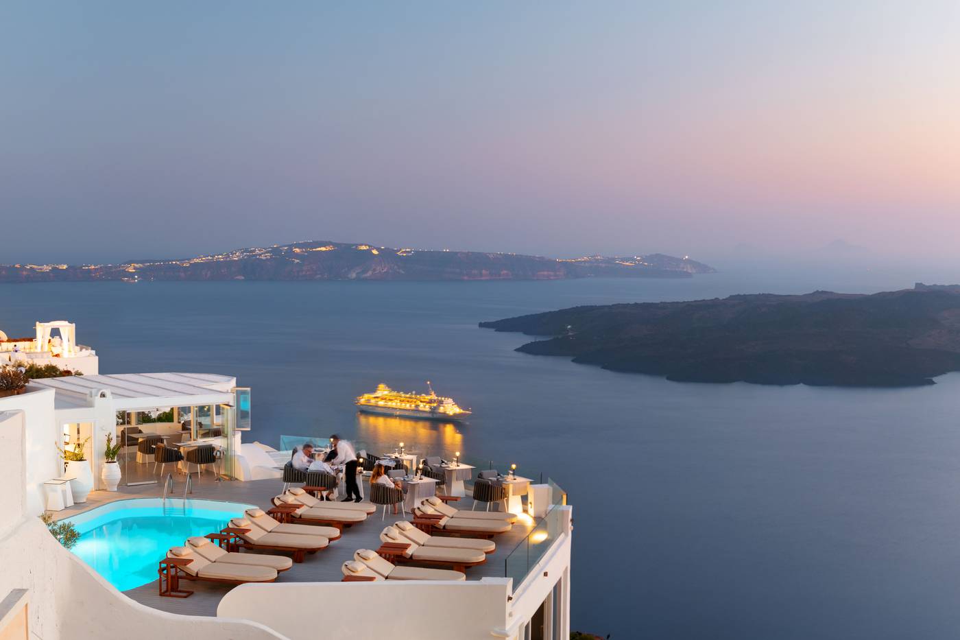 Sunrocks-Santorini---Adults-Only-General-view-45