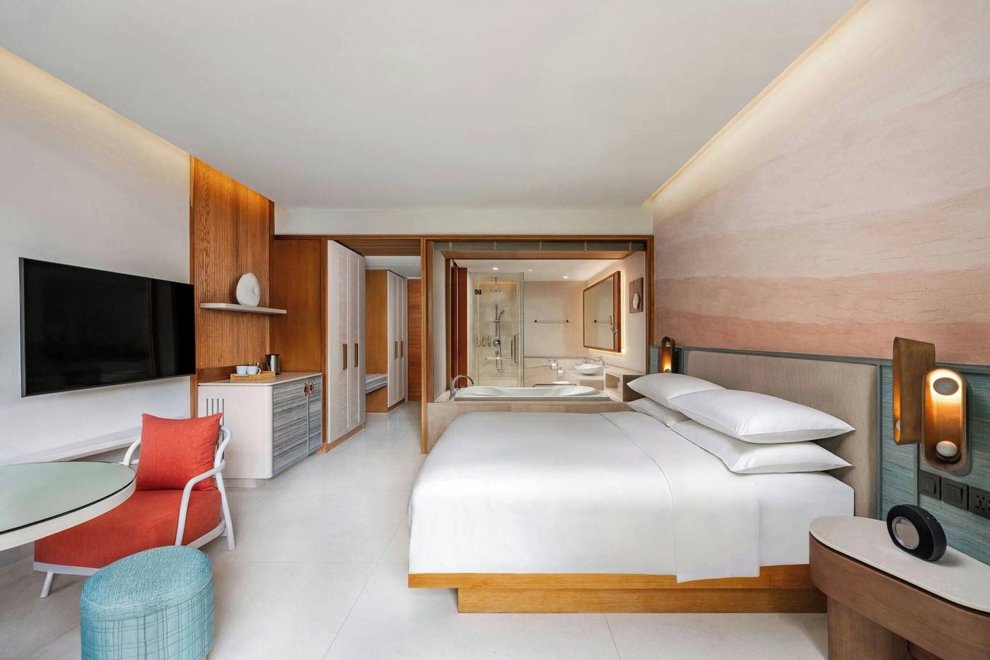 Renaissance-Phuket-Resort---Spa-Room-42