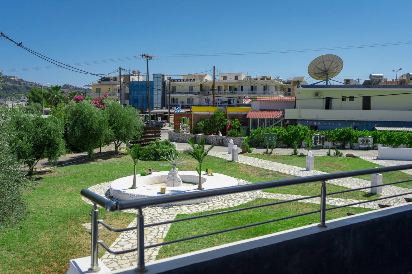 Family House Apartments