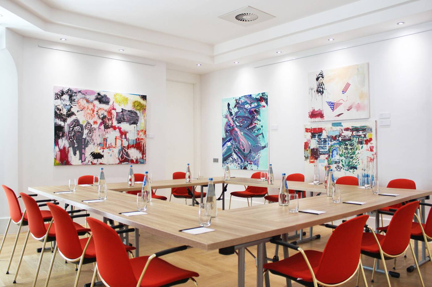 H15 Boutique - Poland - WARSAW - Conferences - 3