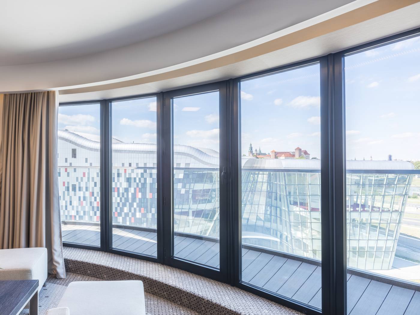 Q-Hotel-Plus-Krakow-Room-12