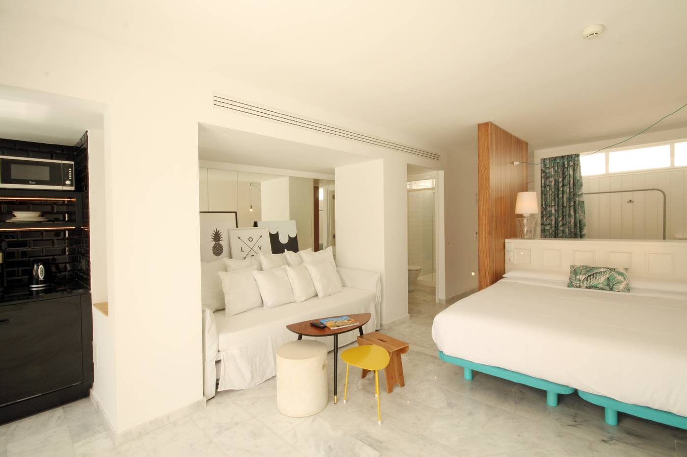 Gold-Hotel-Marina---Adults-Only-Room-27