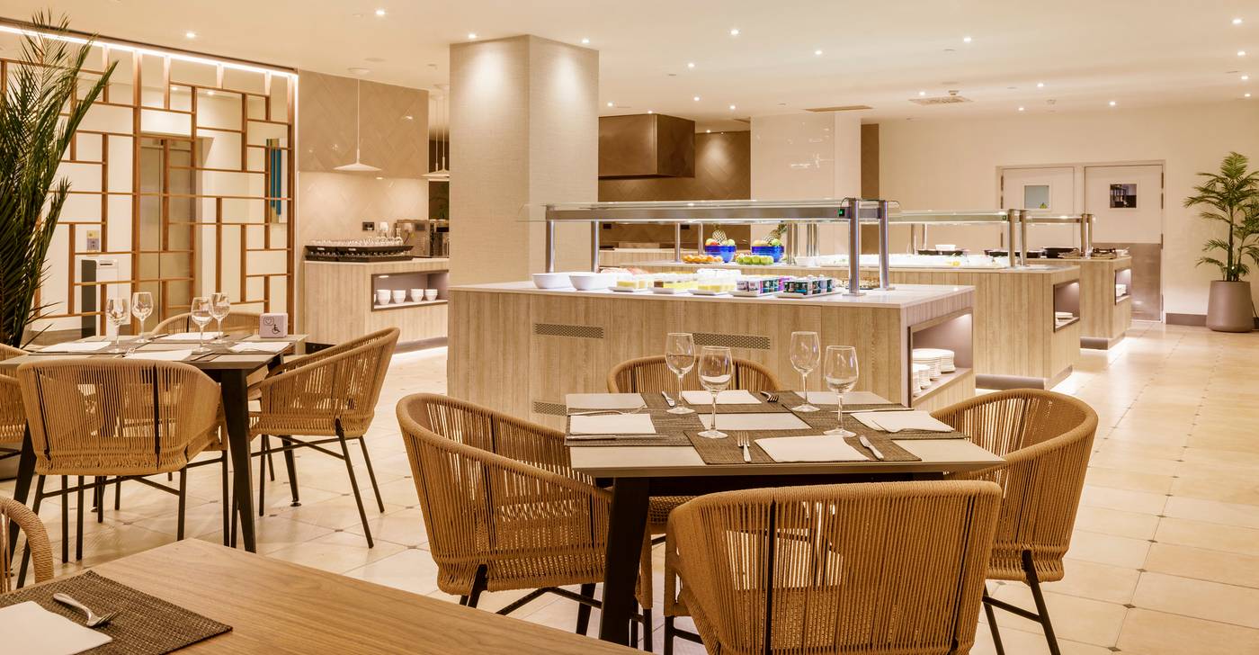 Ilunion-Fuengirola-Restaurant-34