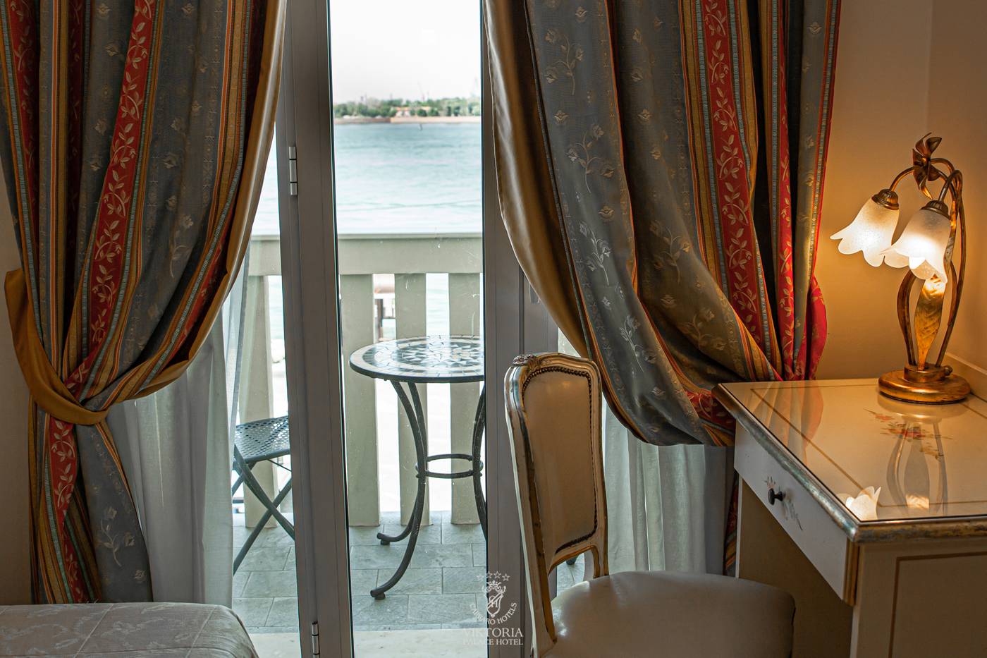 Viktoria-Palace-Room-5