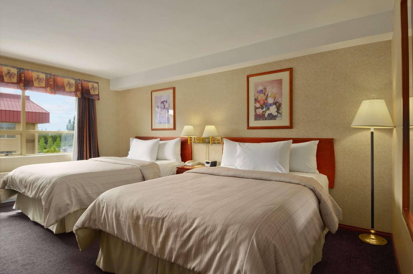 Days Inn by Wyndham Vancouver Airport-Canada-RICHMOND-Room-5