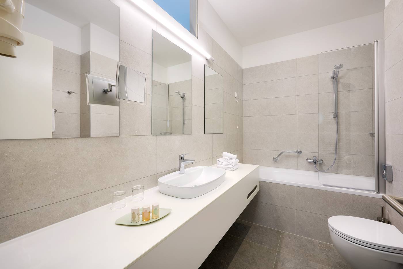 Salona-Palace-Room-33