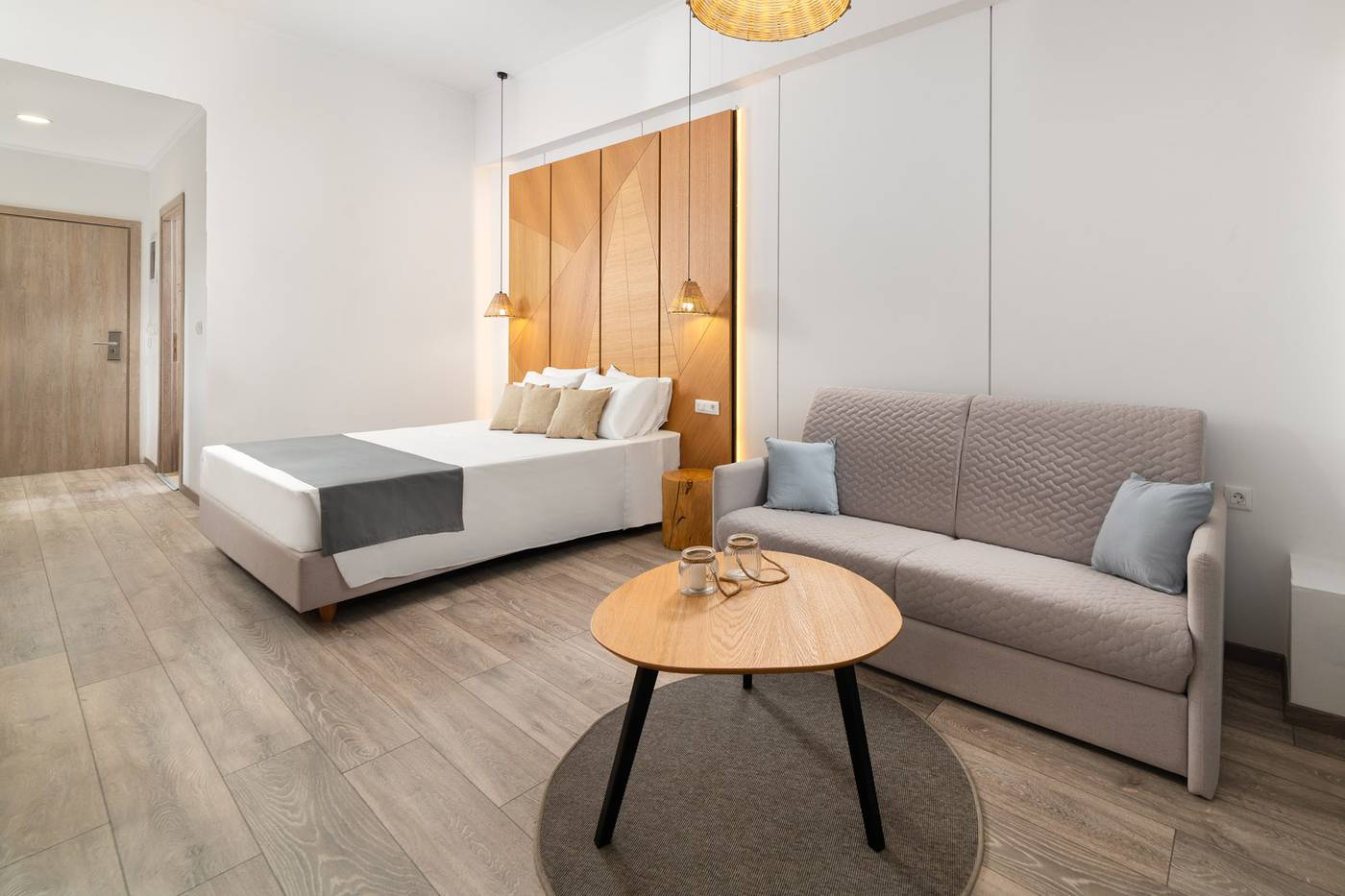 Paralos Rodos Lifestyle