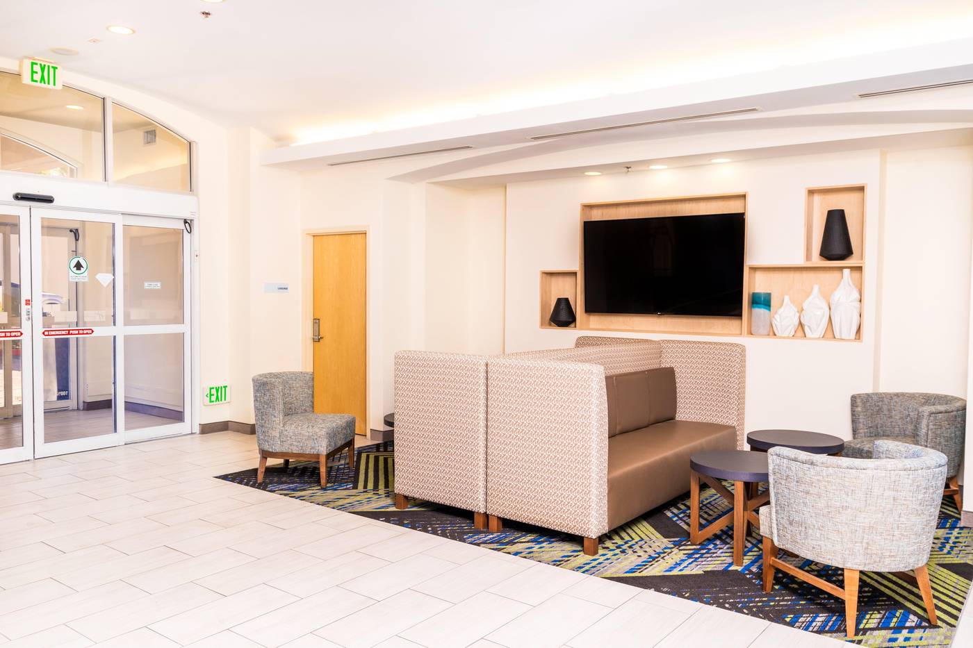 Holiday Inn Express and Suites Las Vegas I 215 S.-United States-Las Vegas-General view-2