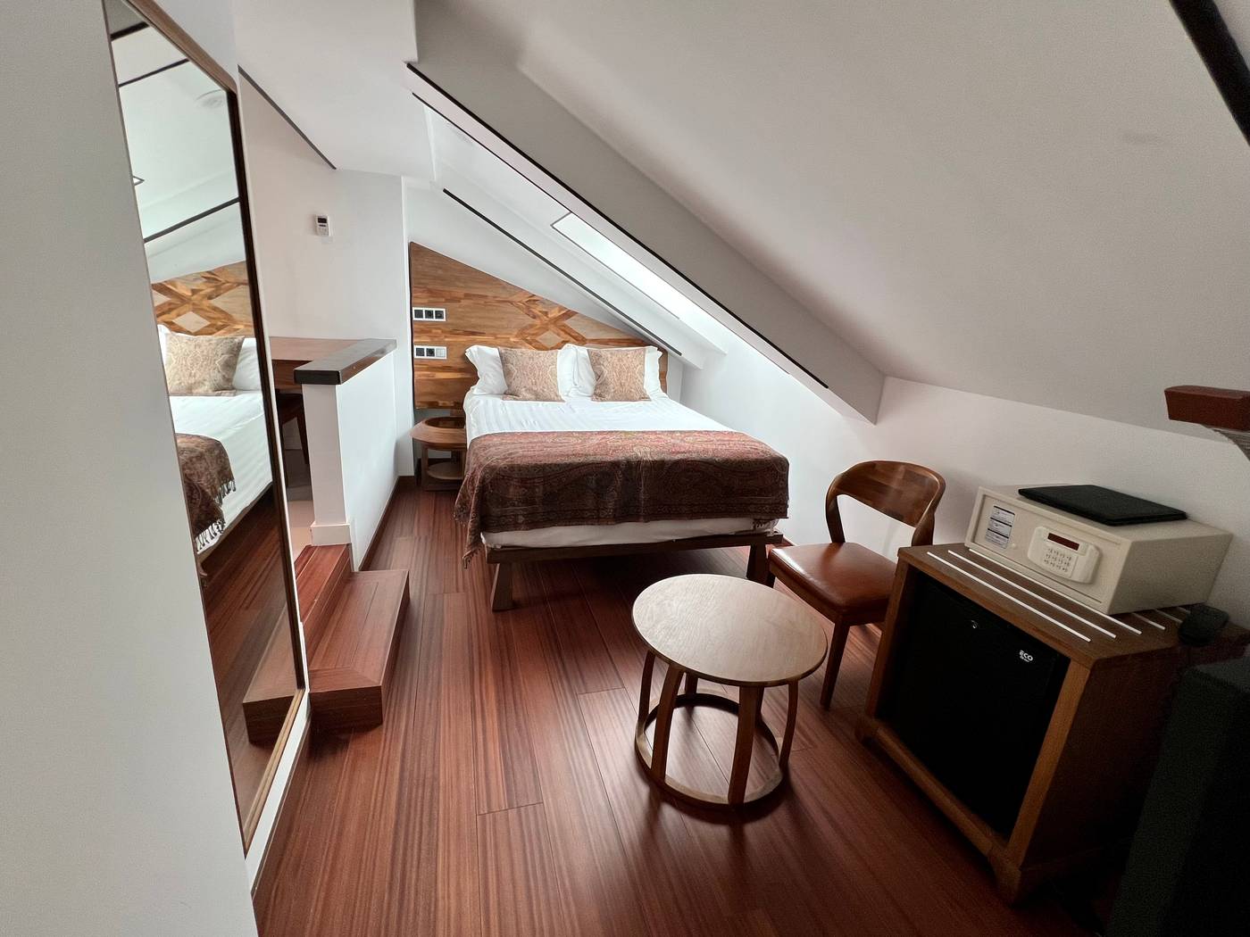 Anahita-Boutique-Hotel-Room-13