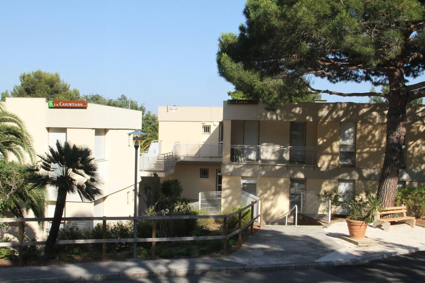 Hotel Club La Font Des Horts-France-HYERES LES PALMIERS-General view-1