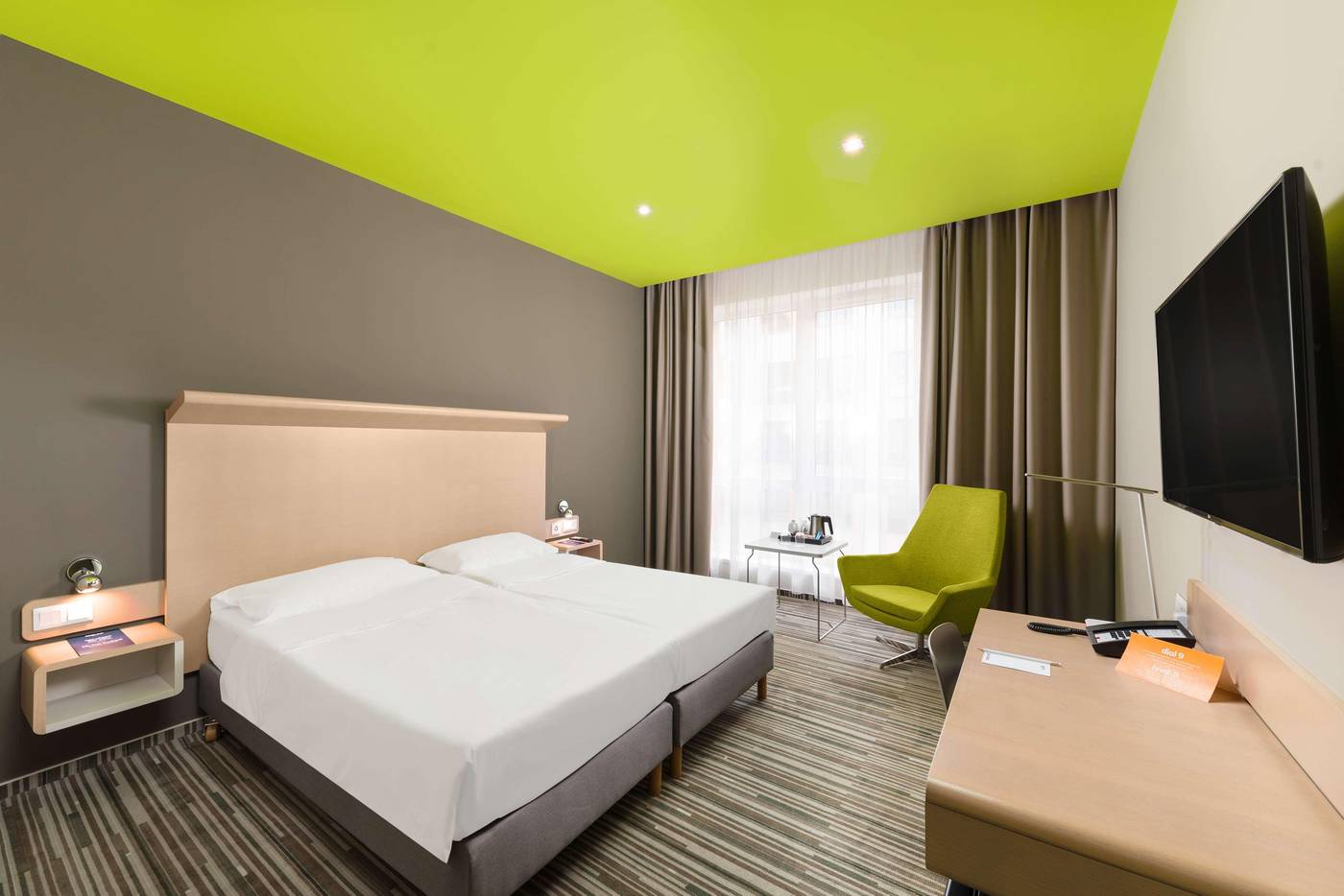 Park-Inn-by-Radisson-Budapest-Room-15