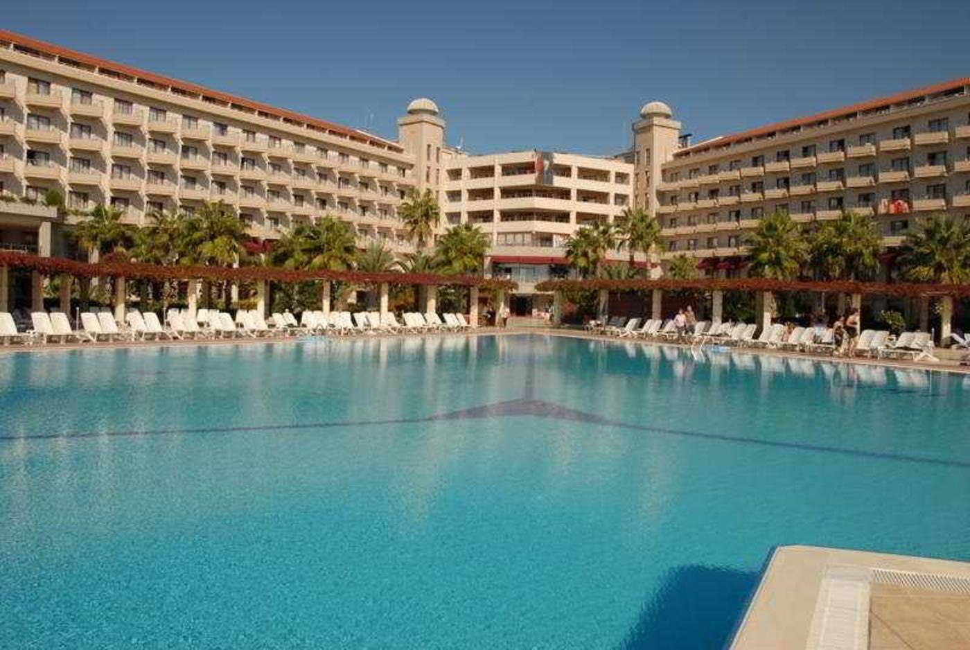Kaya-Belek-Hotel-Pool-6