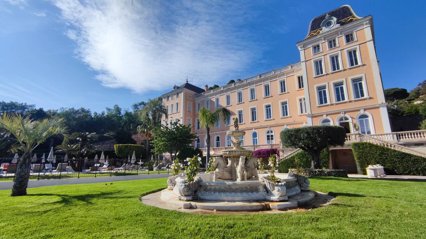 Hotel-L-Orangeraie-General-view-7