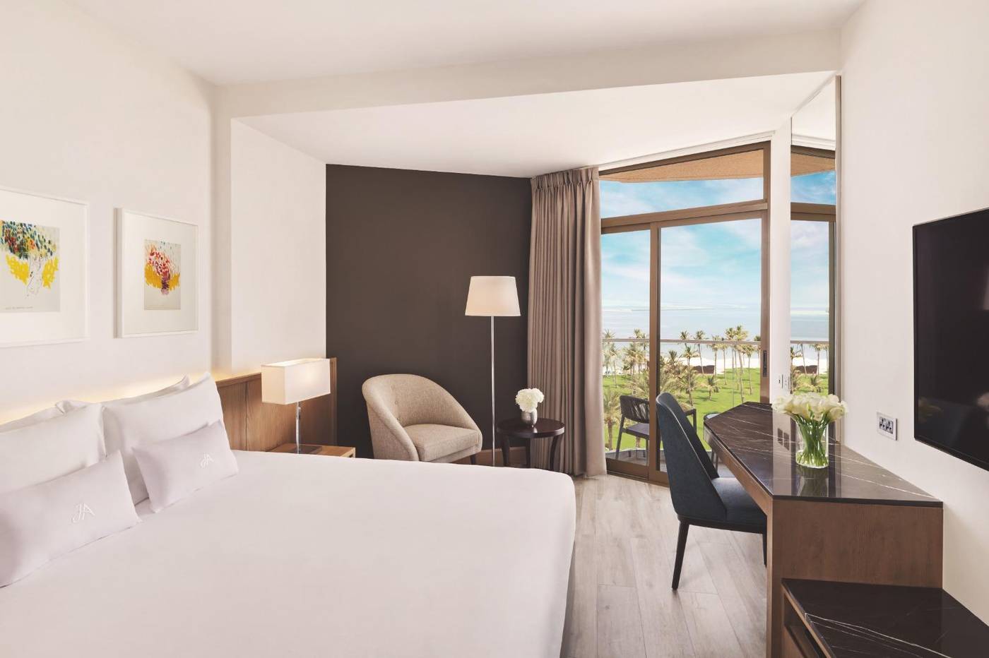 JA-Beach-Hotel-Room-16