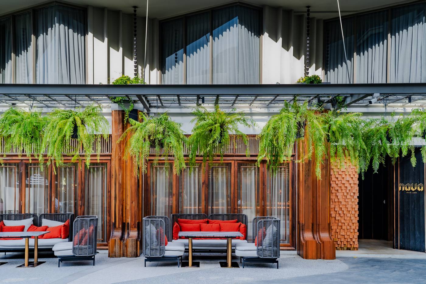 The-Salil-Hotel-Riverside-Bangkok-Restaurant-77