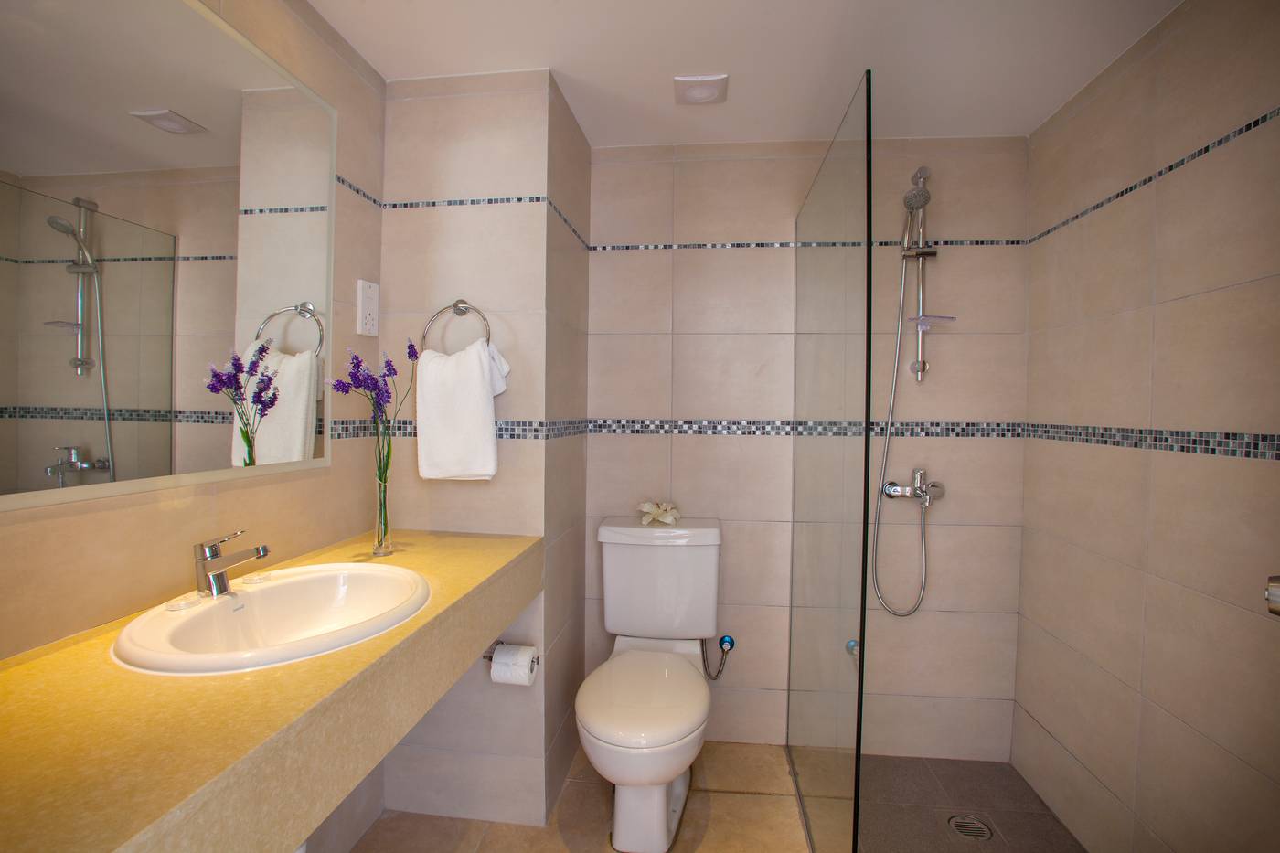 Mayfair Gardens & Hotel