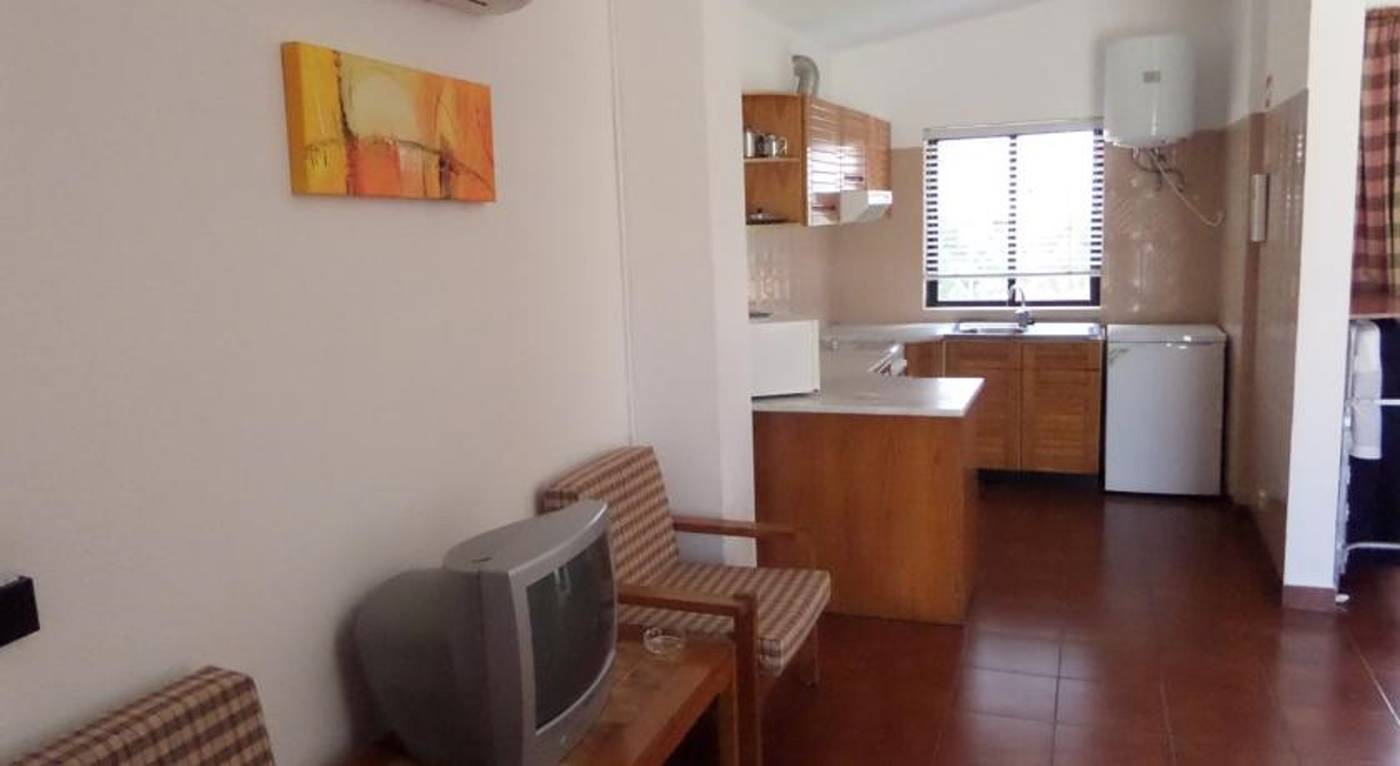 Clube-Alvorferias-Room-10