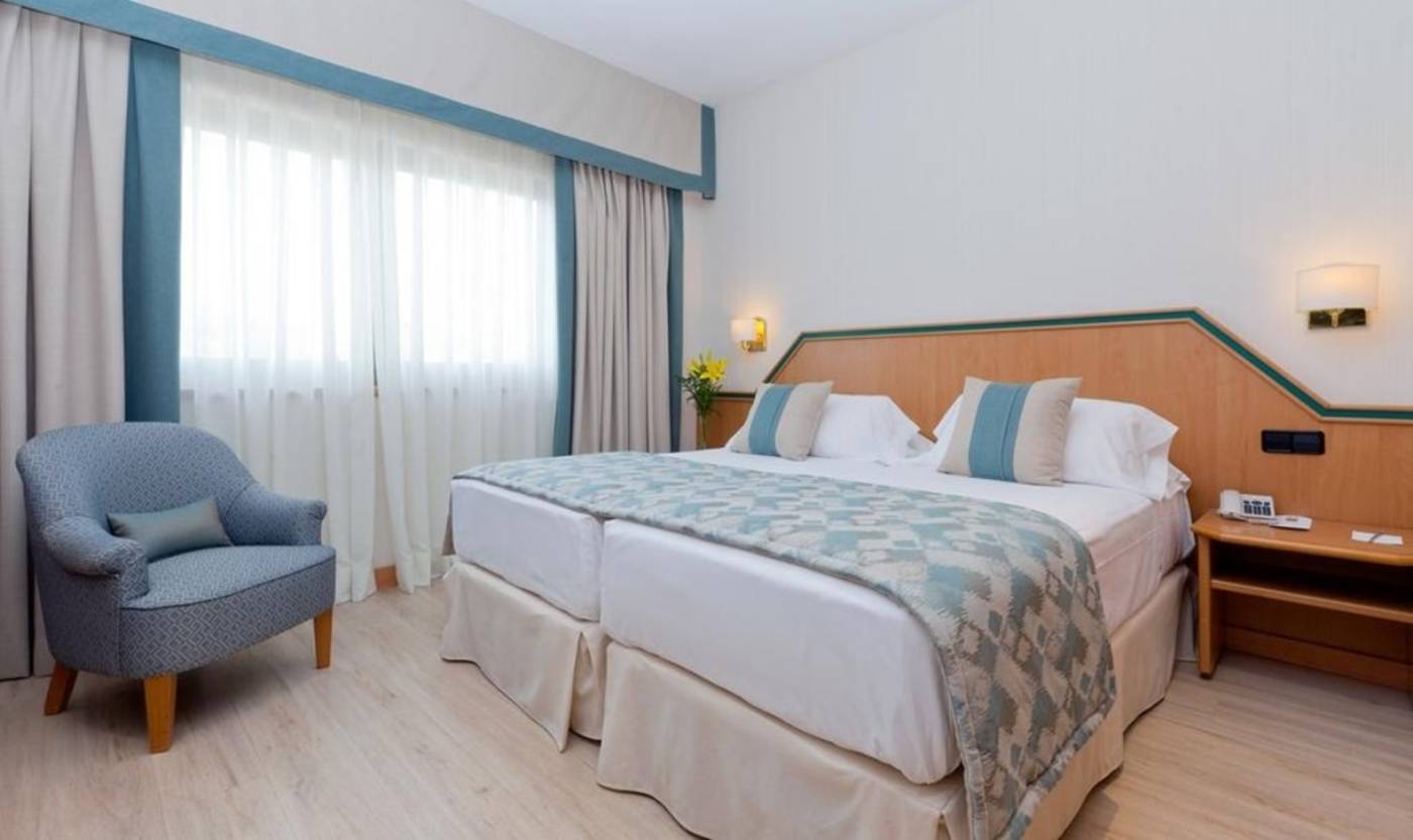 Santos-Praga-Room-25