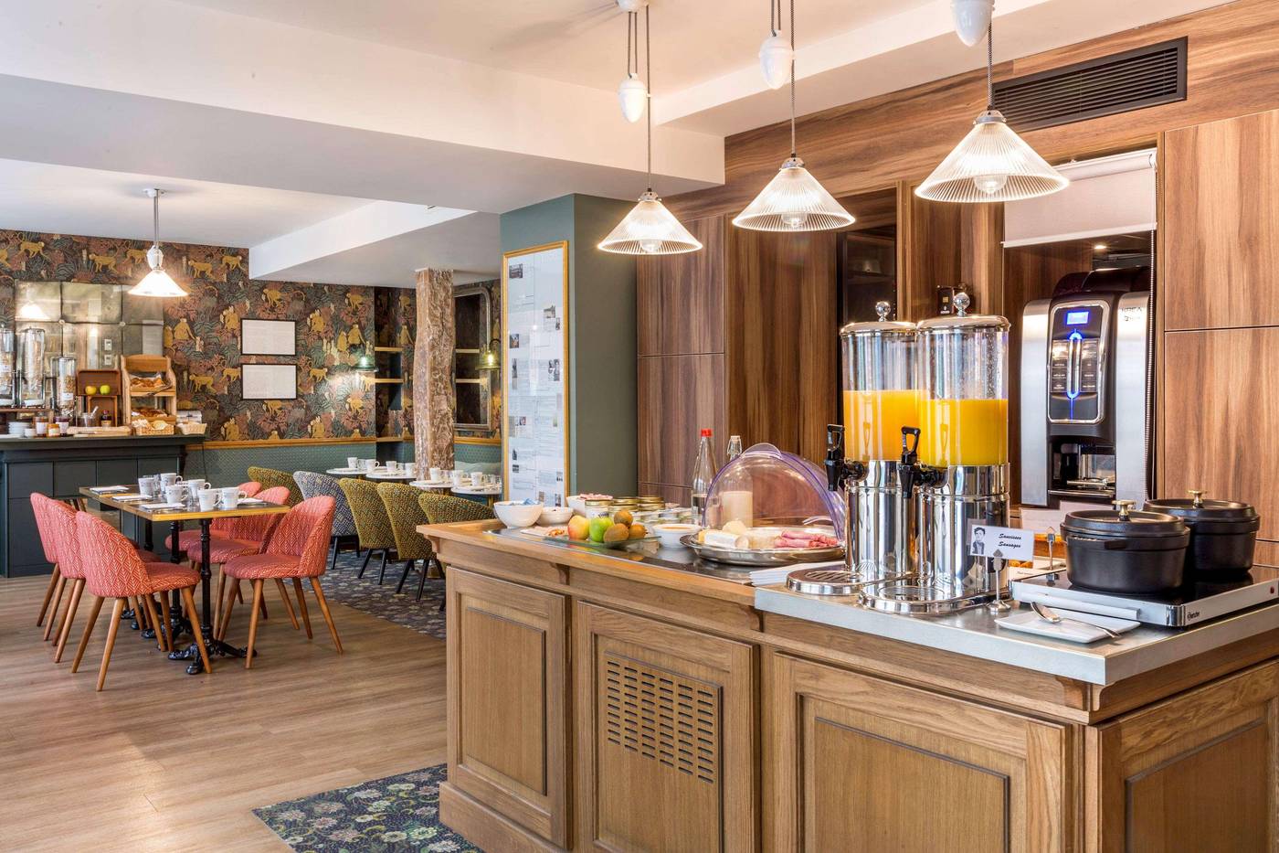 Hotel-Litteraire-Arthur-Rimbaud--BW-Signature-Coll-Restaurant-8