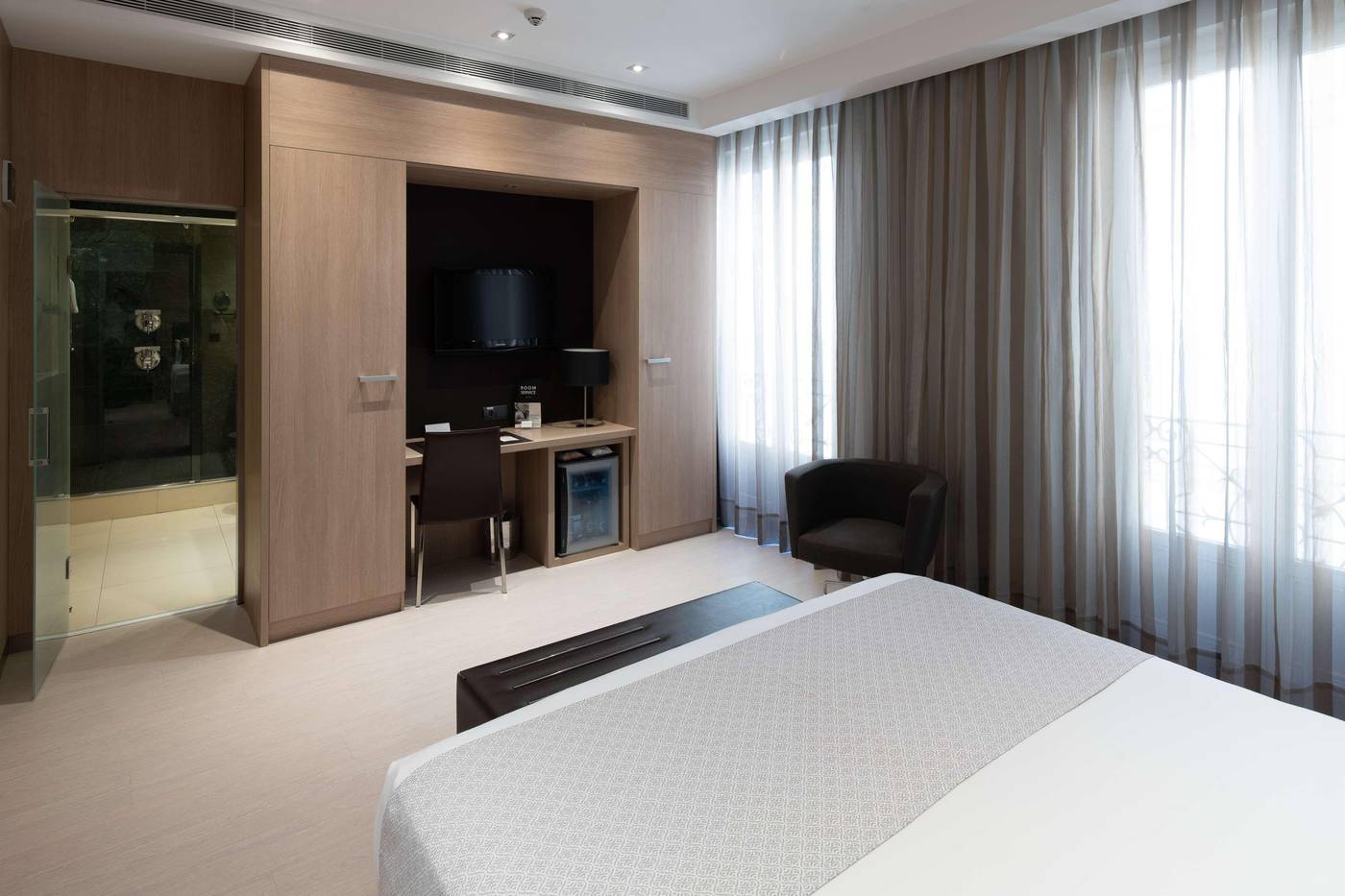 Catalonia-Plaza-Mayor-Room-37