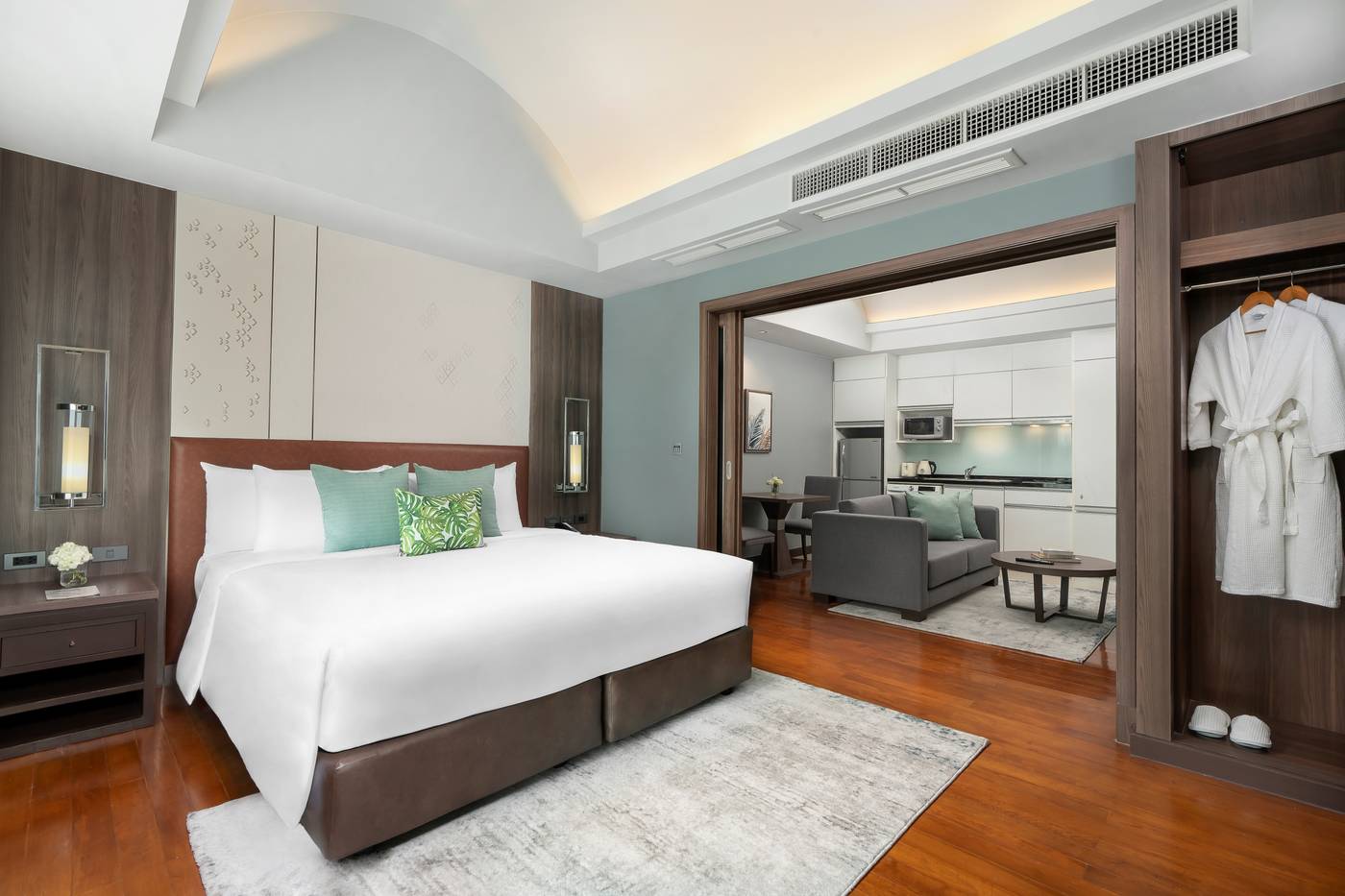 Novotel-Living-Bangkok-Sukhumvit-Legacy-Room-19