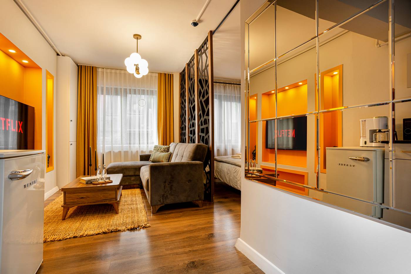 Port-Galata-Suites-Room-22