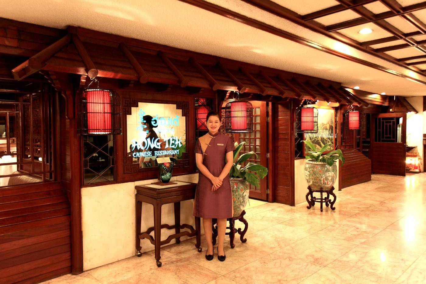 Ambassador-Bangkok-Restaurant-7