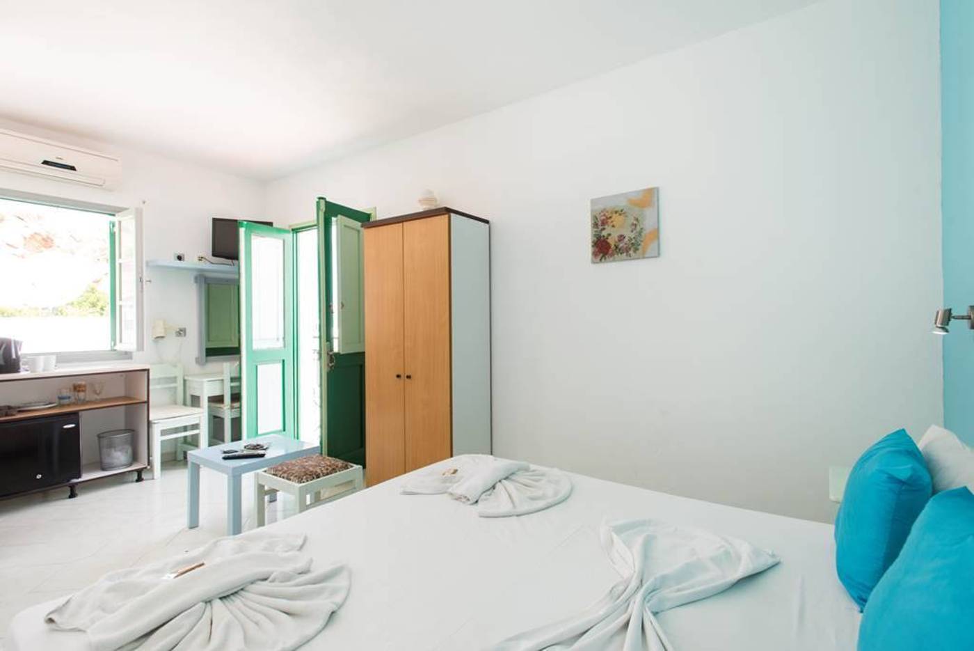 Xenones-Lindos-Room-22