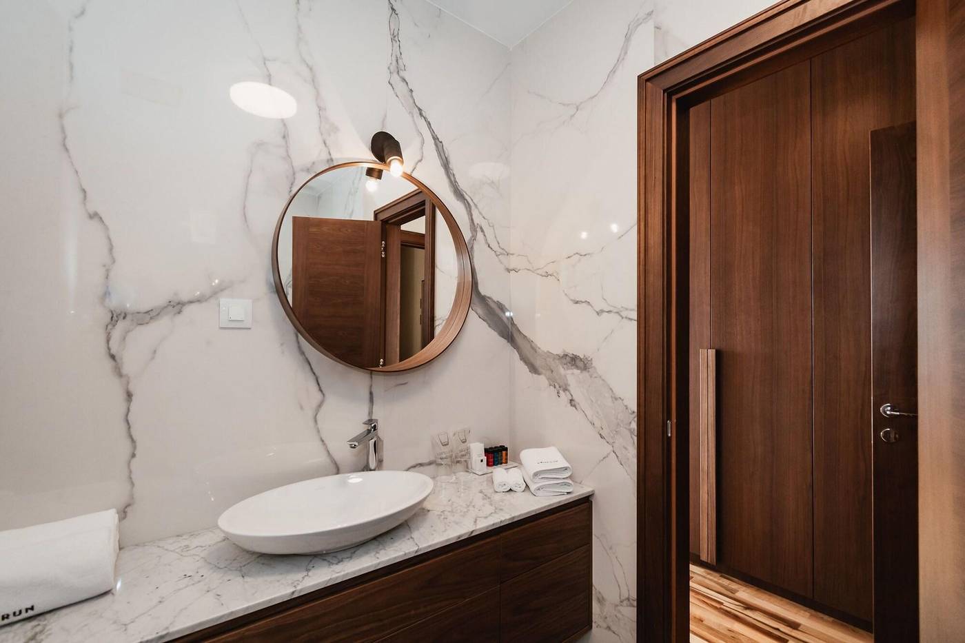 Armerun-Heritage-Hotel---Residences-Room-53