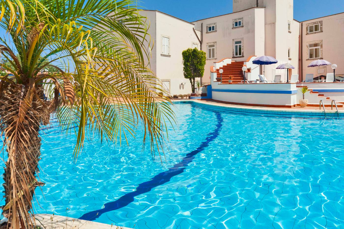 Grand-Villa-Politi-Pool-3