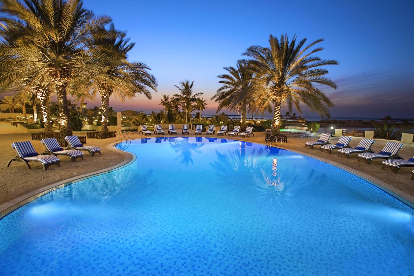 Hilton-Al-Hamra-Beach---Golf-Resort-Pool-3