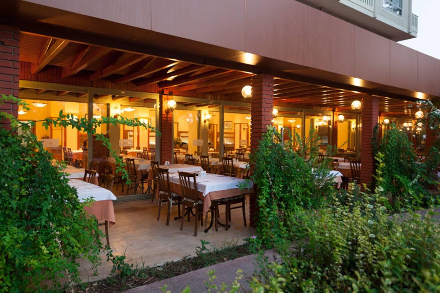 Miarosa-Incekum-West-Resort-Restaurant-14